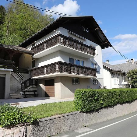 Apartma Dolinar Gorenja Vas  외부 사진