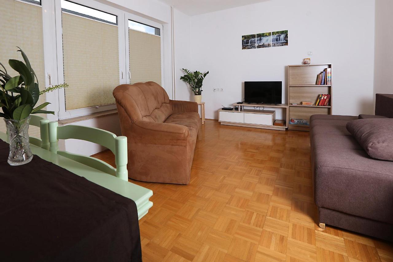 Apartma Dolinar Gorenja Vas  외부 사진